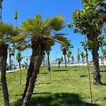 Qerret Beachfront Apartmán