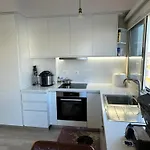 Qerret Beachfront Apartmán
