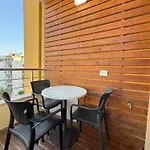 Qerret Beachfront Apartmán Golem (Tirana)