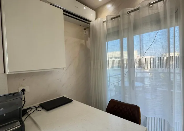 Qerret Beachfront Διαμέρισμα *