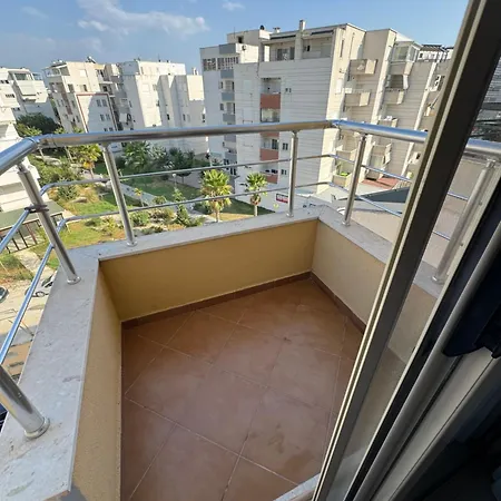 Qerret Beachfront Apartment *