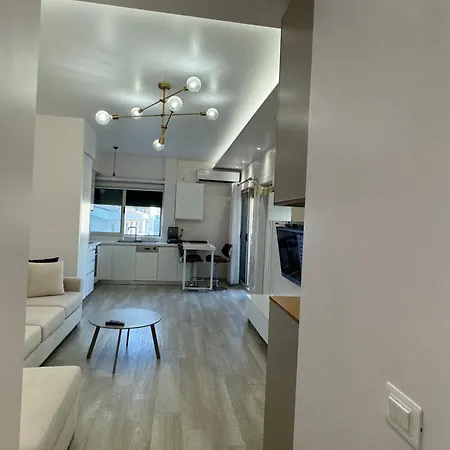 Apartment Qerret Beachfront Golem (Tirana)
