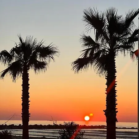 Qerret Beachfront 格勒姆