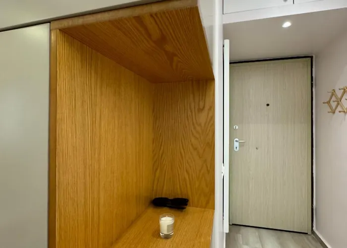 Apartman Qerret Beachfront *