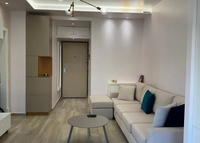 Apartman Qerret Beachfront *