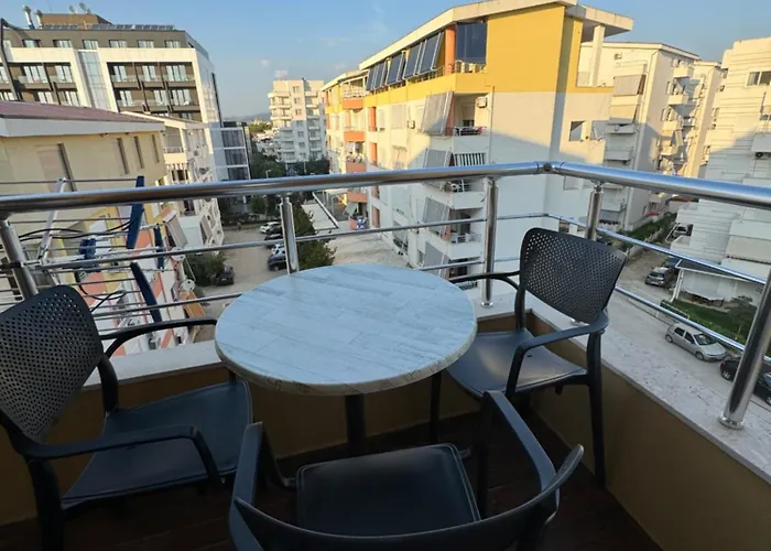 Apartman Qerret Beachfront
