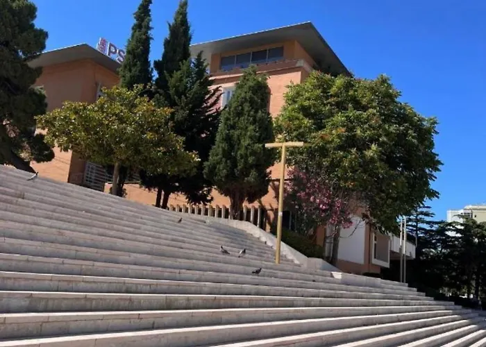 Qerret Beachfront Apartman *