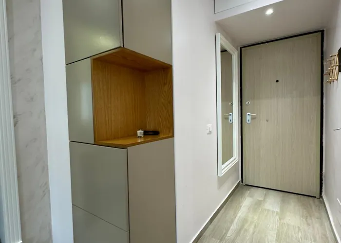 Qerret Beachfront Apartman *