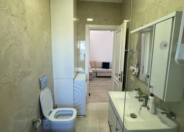 Qerret Beachfront Apartman *